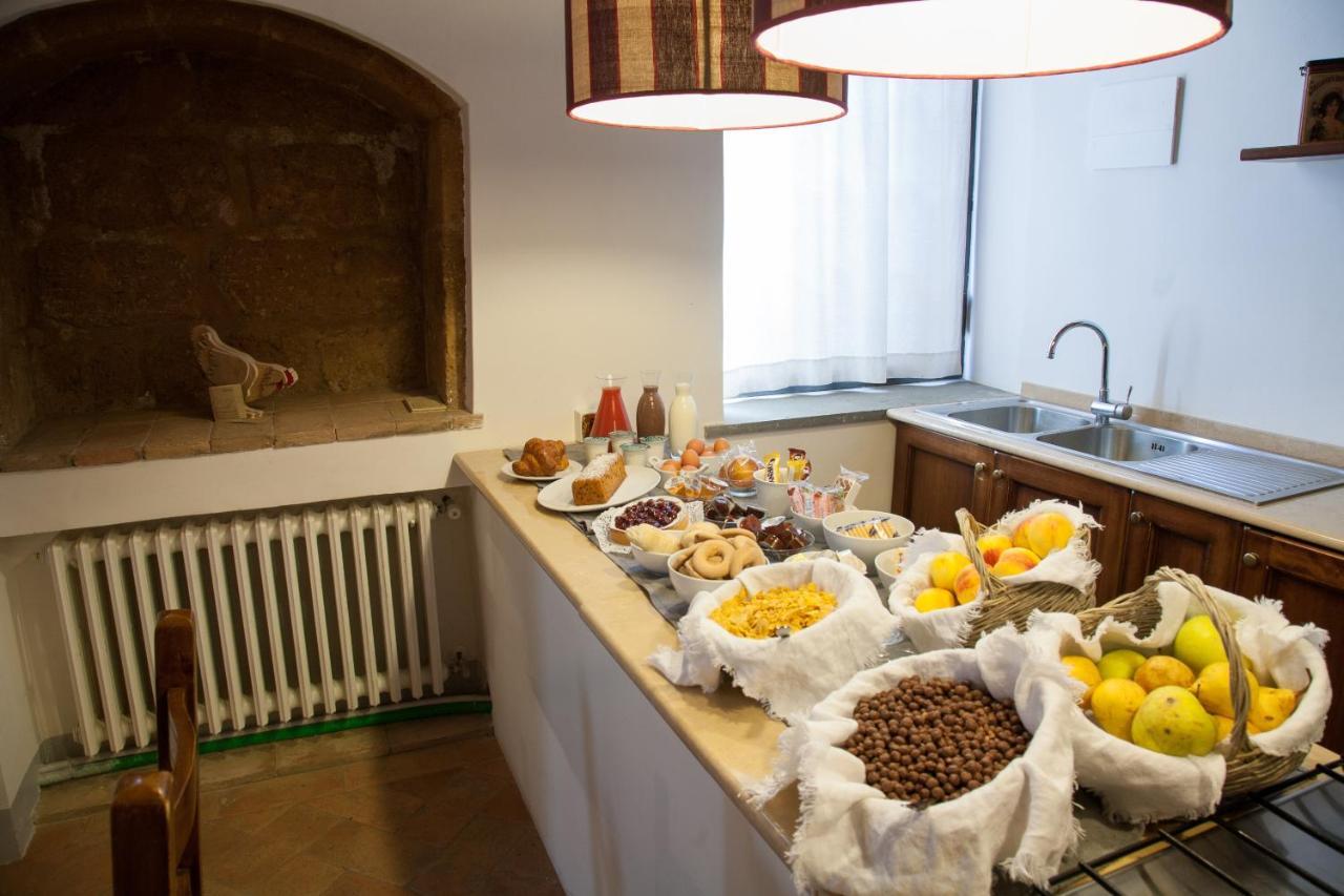 Sant'Angelo 42 Bed & Breakfast ออร์เวียโต ภายนอก รูปภาพ
